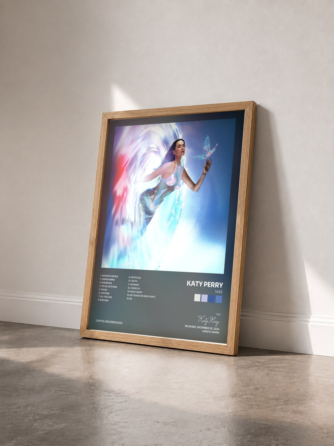 #bois Tableau de l'album 1432 de Katy Perry vu de trois quarts, cadre en bois brut