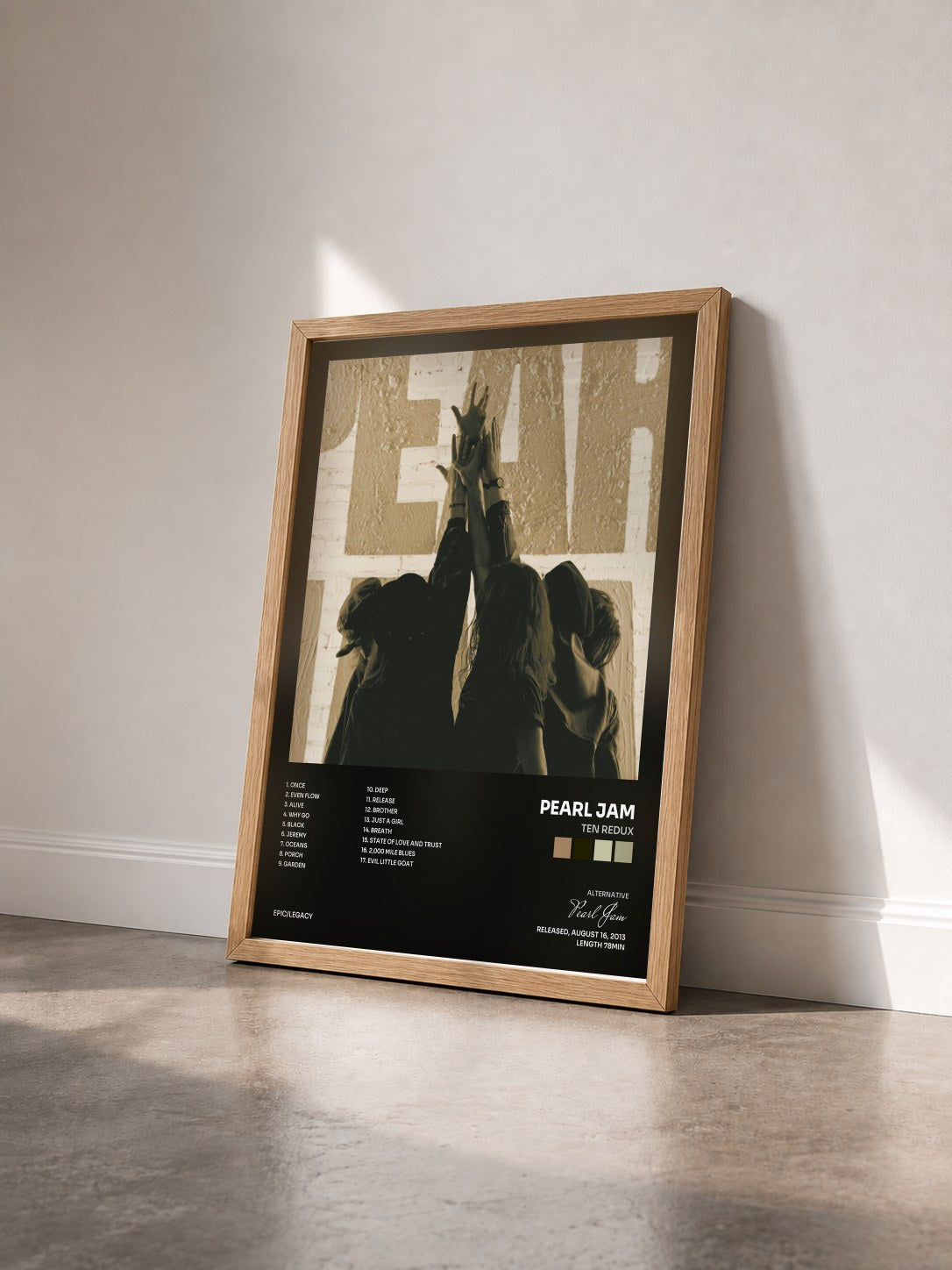#bois Tableau de l'album Ten Redux de Pearl Jam vu de trois quarts, cadre en bois brut