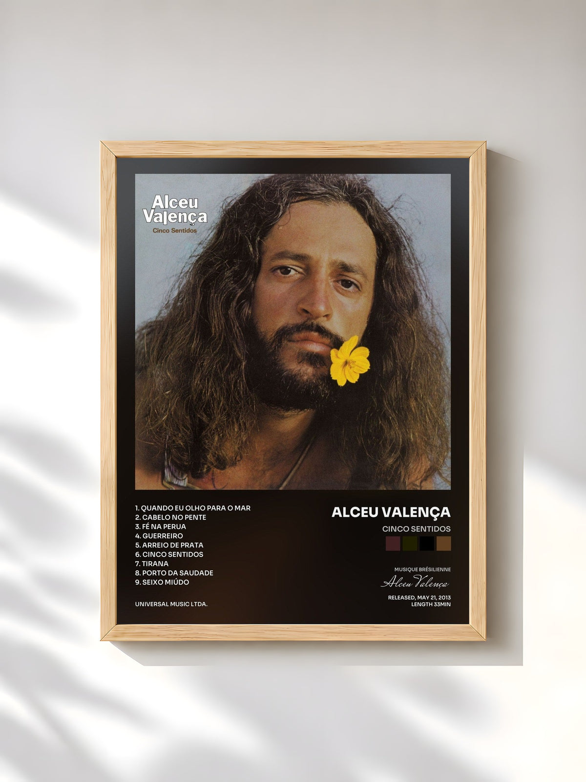 #bois Tableau de l'album Cinco Sentidos de Alceu Valença, cadre en bois brut, imprimé et encadré en France