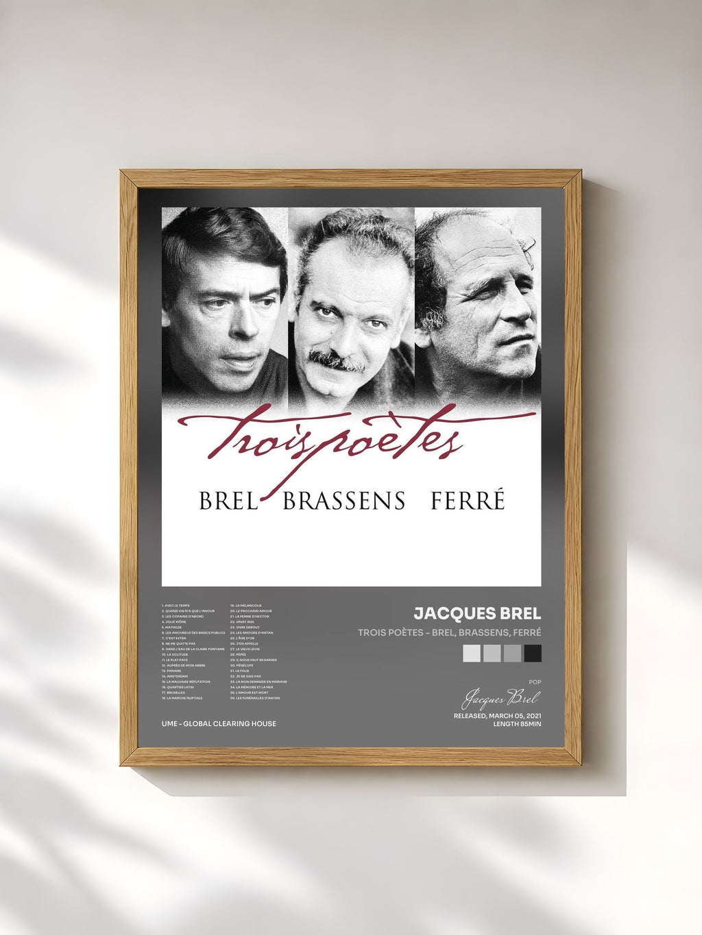 #bois Tableau de l'album Trois poètes - Brel, Brassens, Ferré de Jacques Brel, cadre en bois brut, imprimé et encadré en France