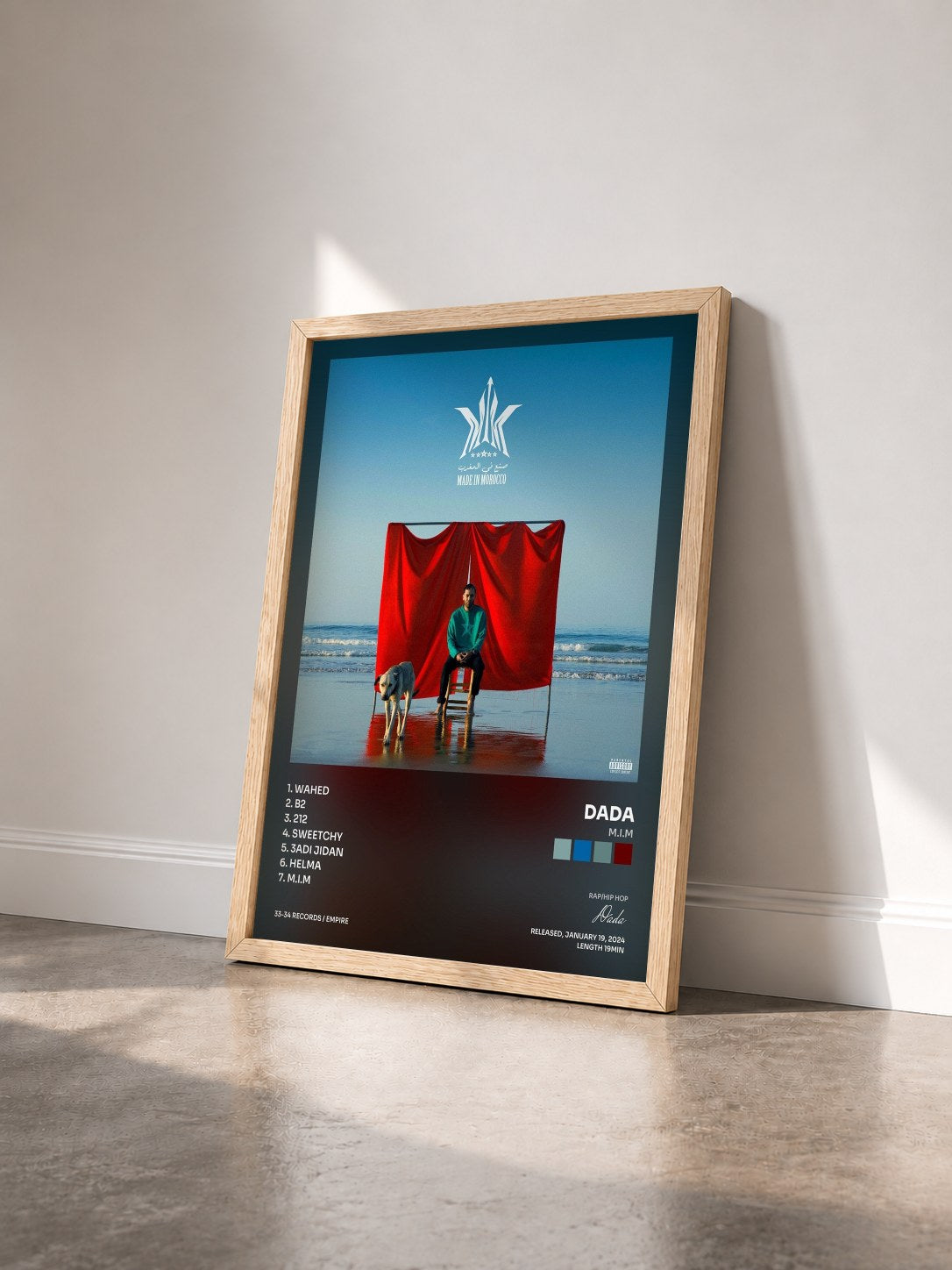 #bois Tableau de l'album M.I.M de Dada vu de trois quarts, cadre en bois brut