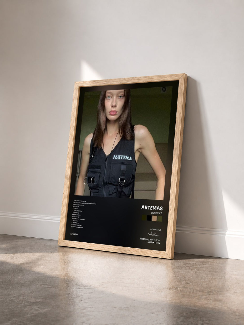 #bois Tableau de l'album yustyna de Artemas vu de trois quarts, cadre en bois brut