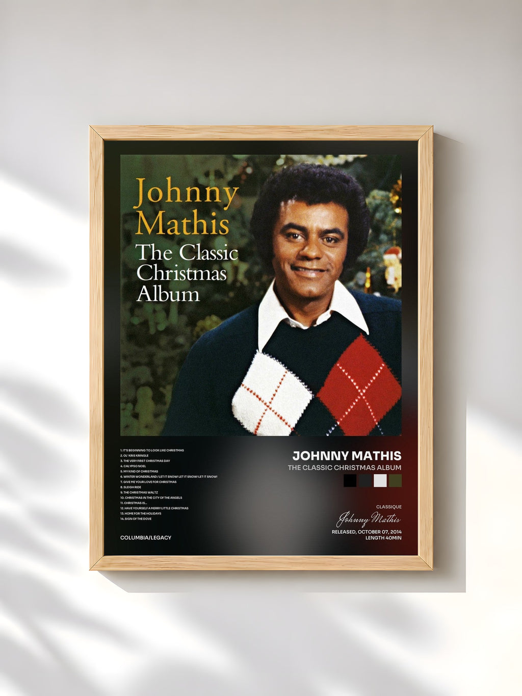 #bois Tableau de l'album The Classic Christmas Album de Johnny Mathis, cadre en bois brut, imprimé et encadré en France