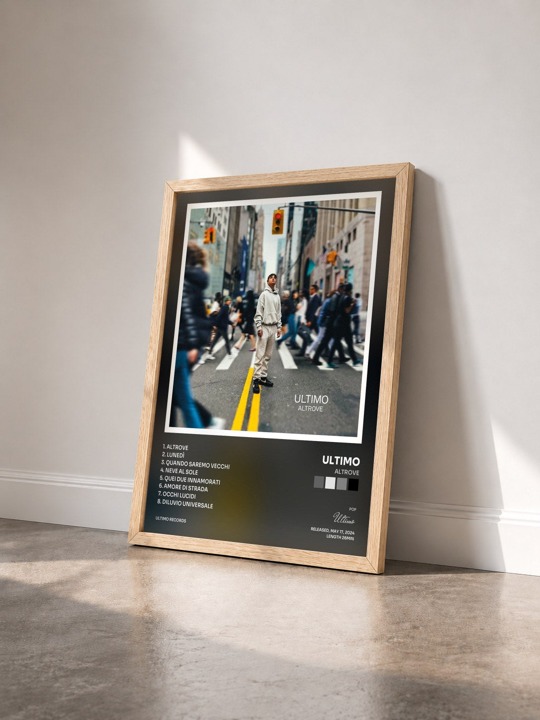 #bois Tableau de l'album ALTROVE de Ultimo vu de trois quarts, cadre en bois brut
