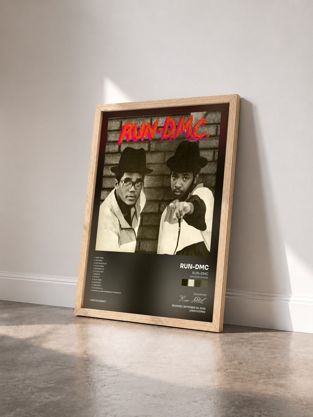 #bois Tableau de l'album RUN-DMC (Expanded Edition) de Run-DMC vu de trois quarts, cadre en bois brut