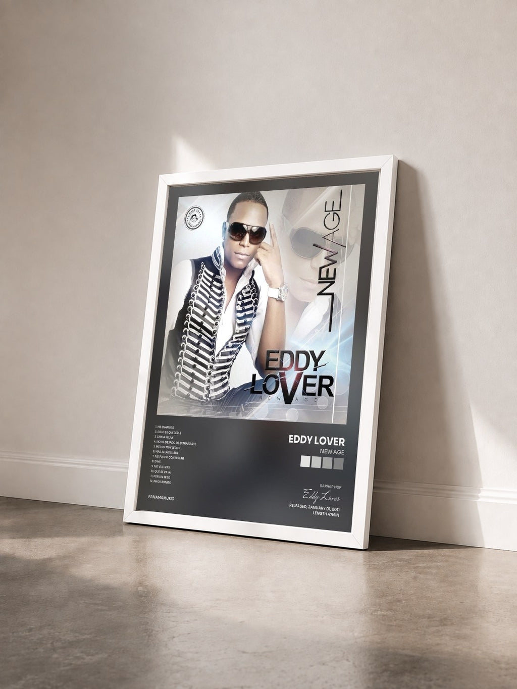 #blanc Tableau de l'album New Age de Eddy Lover vu de trois quarts, cadre blanc
