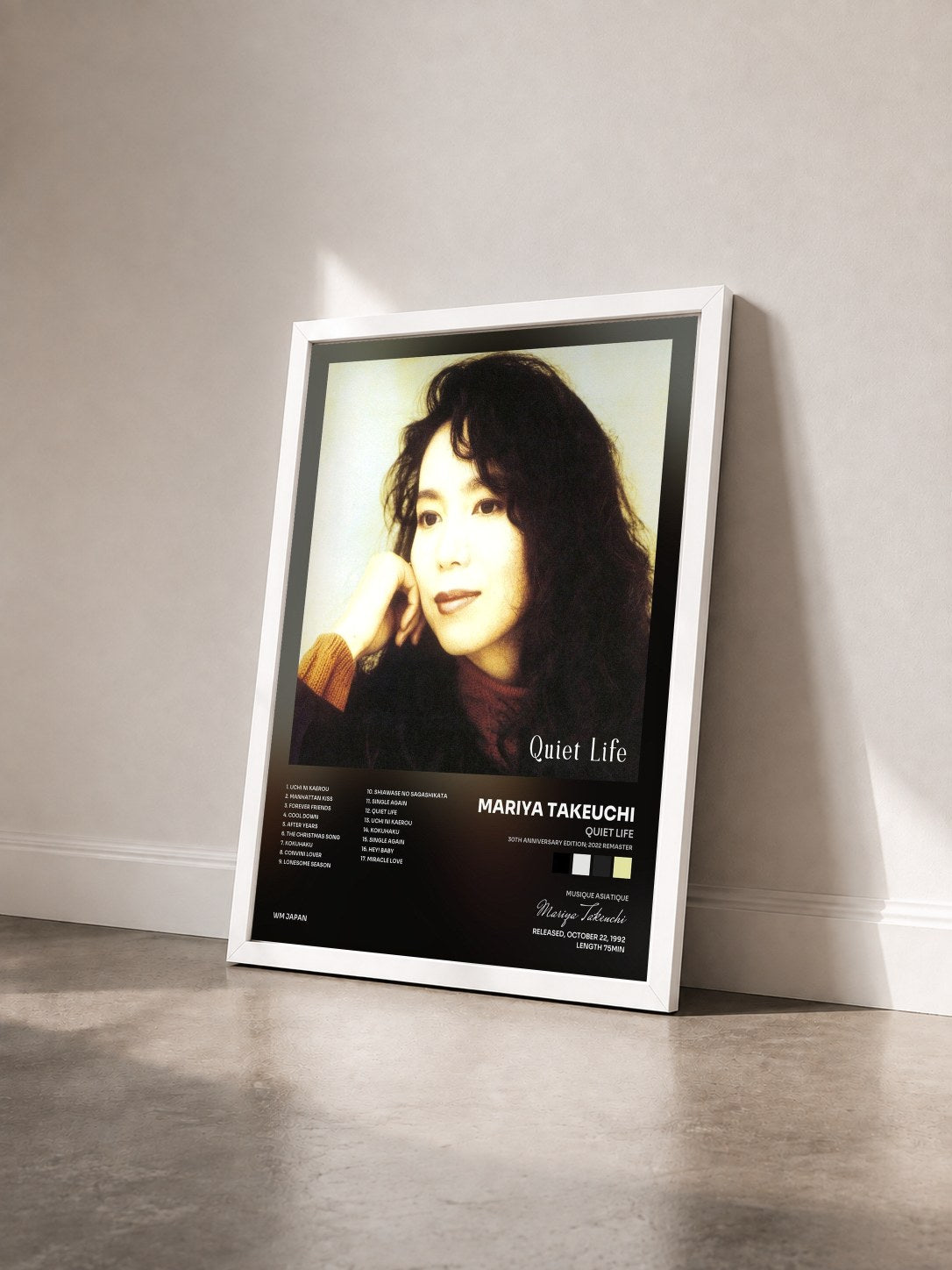 #blanc Tableau de l'album Quiet Life (30th Anniversary Edition; 2022 Remaster) de Mariya Takeuchi vu de trois quarts, cadre blanc
