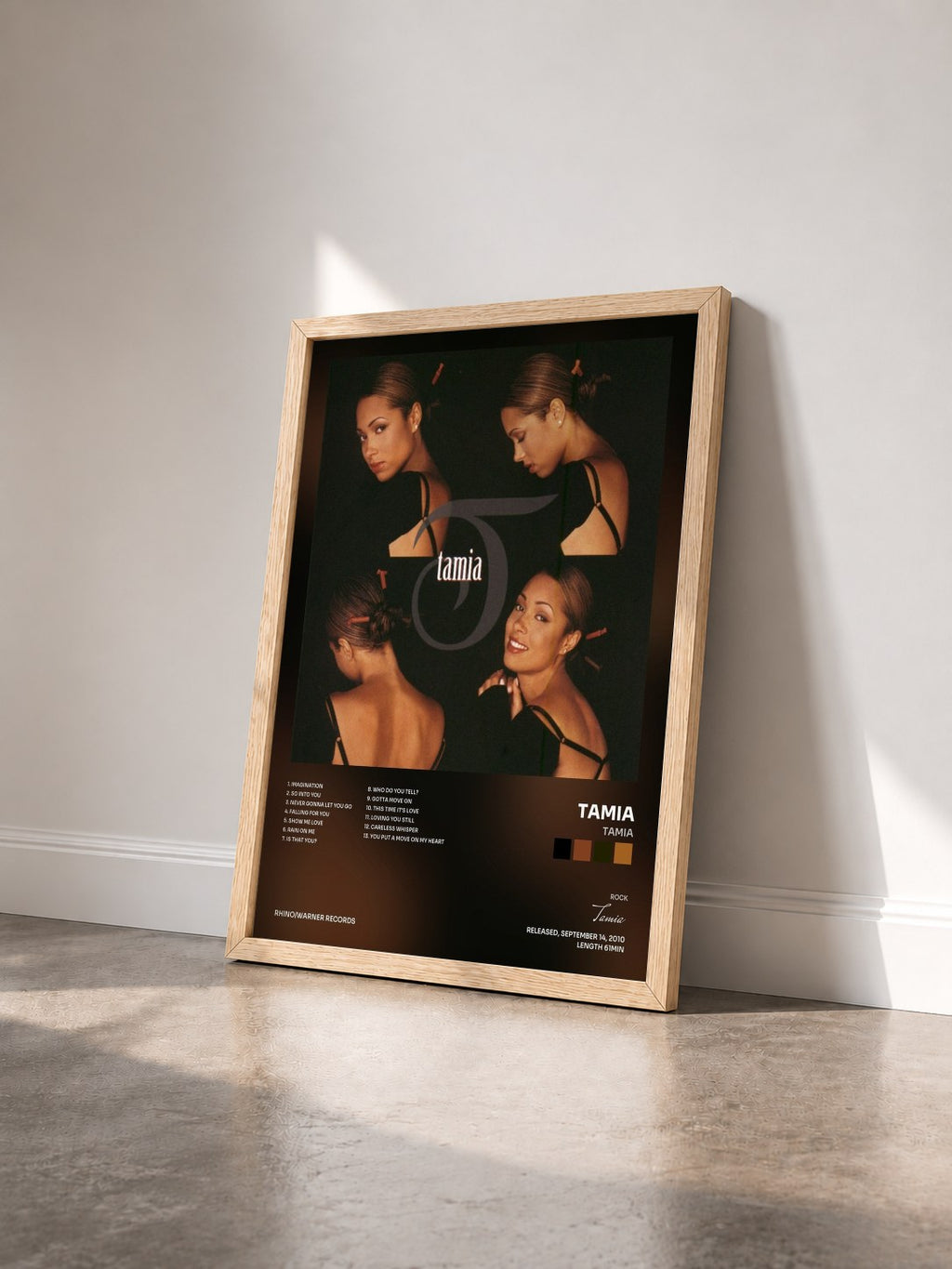 #bois Tableau de l'album Tamia de Tamia vu de trois quarts, cadre en bois brut