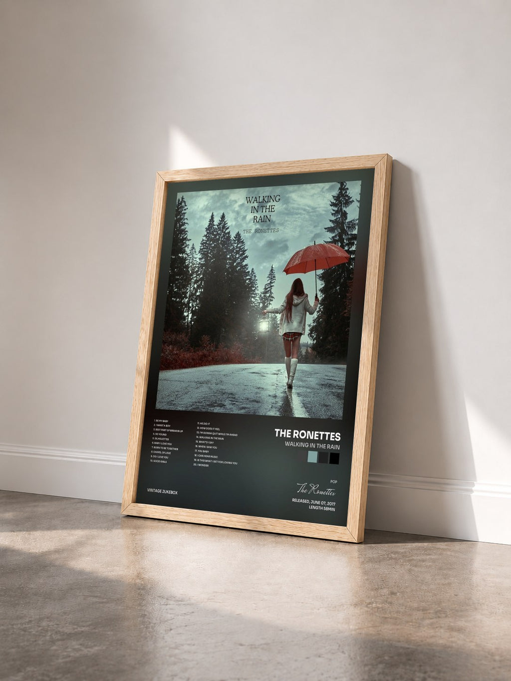 #bois Tableau de l'album Walking In The Rain de The Ronettes vu de trois quarts, cadre en bois brut