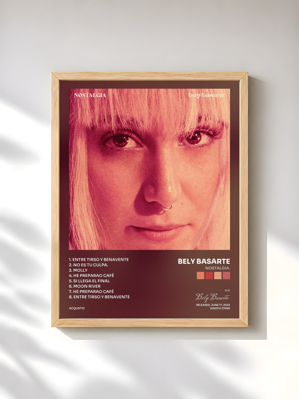 #bois Tableau de l'album nostalgia. de Bely Basarte, cadre en bois brut, imprimé et encadré en France