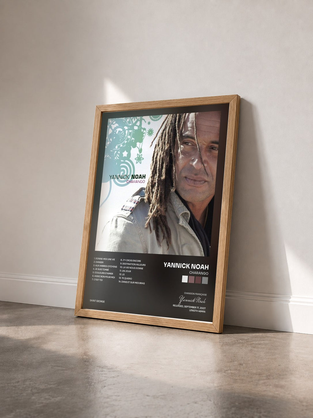 #bois Tableau de l'album Charango de Yannick Noah vu de trois quarts, cadre en bois brut