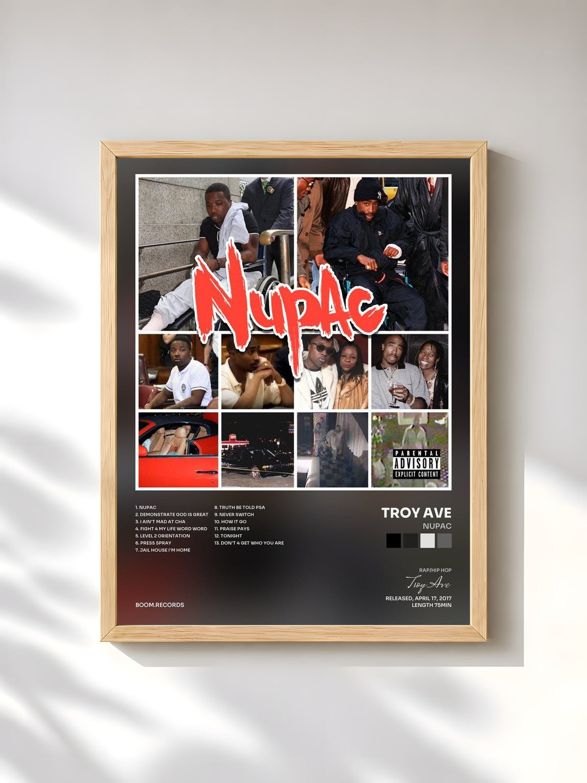 #bois Tableau de l'album Nupac de Troy Ave, cadre en bois brut, imprimé et encadré en France