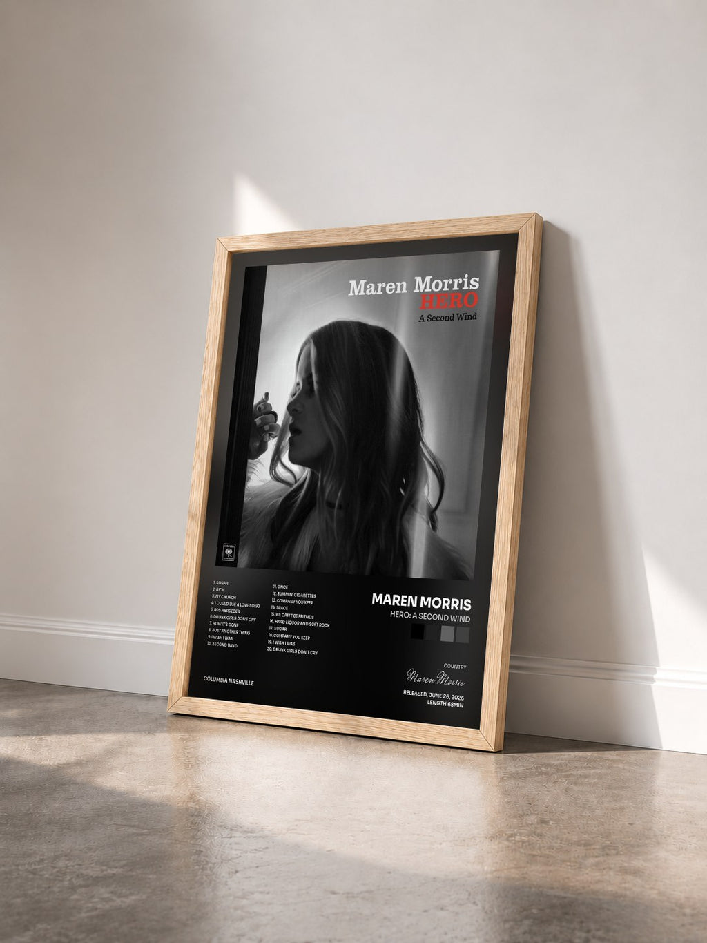 #bois Tableau de l'album HERO: A Second Wind de Maren Morris vu de trois quarts, cadre en bois brut