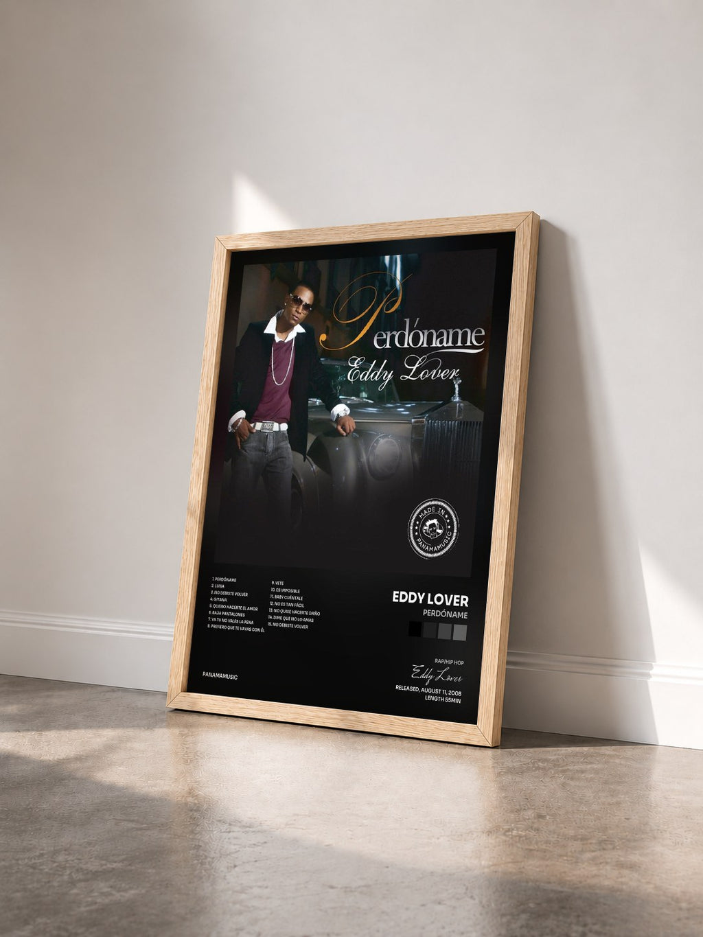 #bois Tableau de l'album Perdóname de Eddy Lover vu de trois quarts, cadre en bois brut
