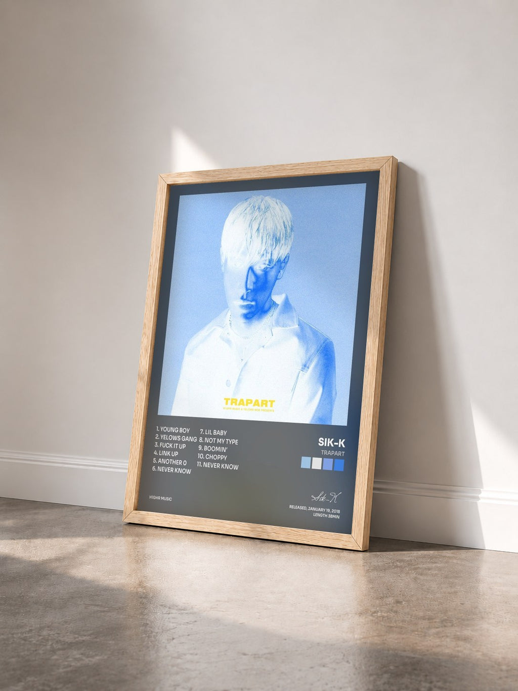 #bois Tableau de l'album TRAPART de Sik-K vu de trois quarts, cadre en bois brut