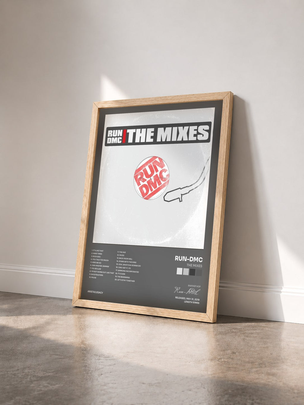 #bois Tableau de l'album The Mixes de Run-DMC vu de trois quarts, cadre en bois brut