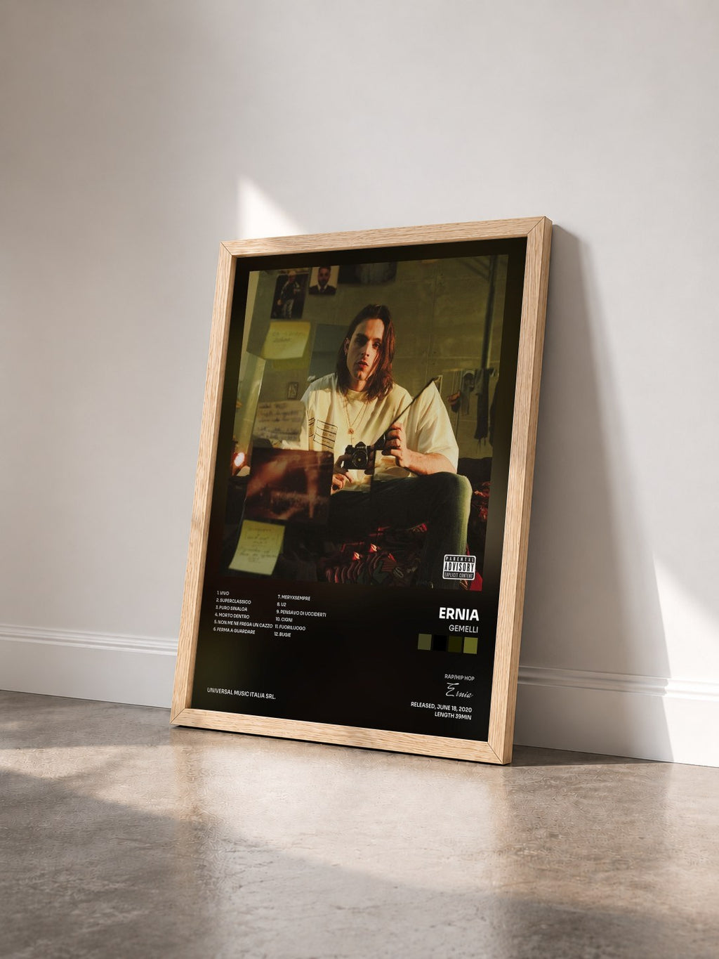 #bois Tableau de l'album Gemelli de Ernia vu de trois quarts, cadre en bois brut