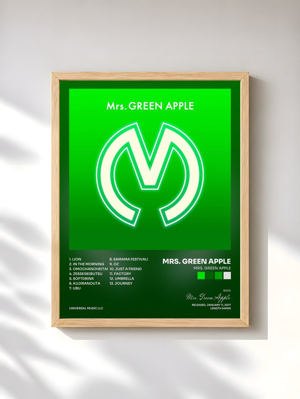 #bois Tableau de l'album Mrs. GREEN APPLE de Mrs. Green Apple, cadre en bois brut, imprimé et encadré en France