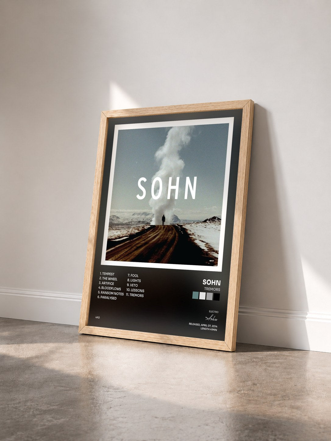 #bois Tableau de l'album Tremors de Sohn vu de trois quarts, cadre en bois brut