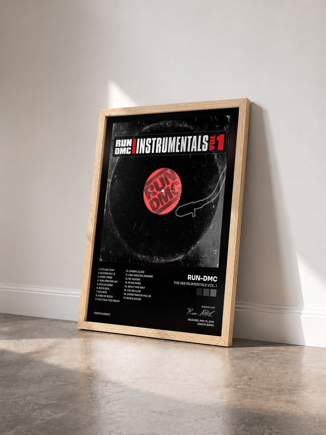 #bois Tableau de l'album The Instrumentals Vol. 1 de Run-DMC vu de trois quarts, cadre en bois brut