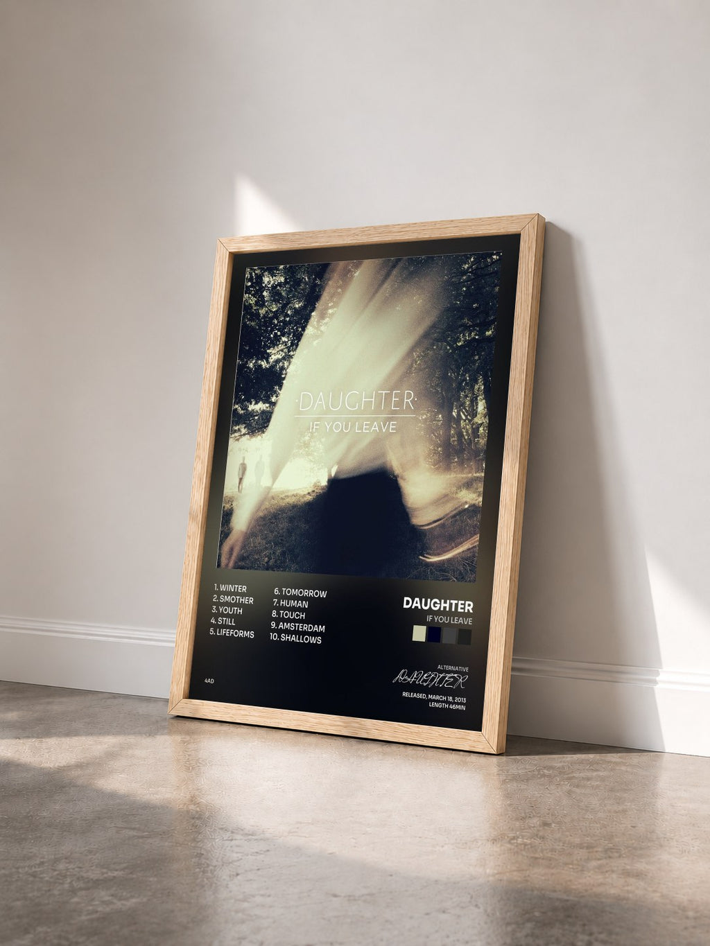 #bois Tableau de l'album If You Leave de DAUGHTER vu de trois quarts, cadre en bois brut