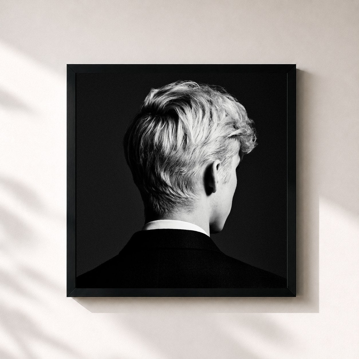 Troye Sivan – Bloom