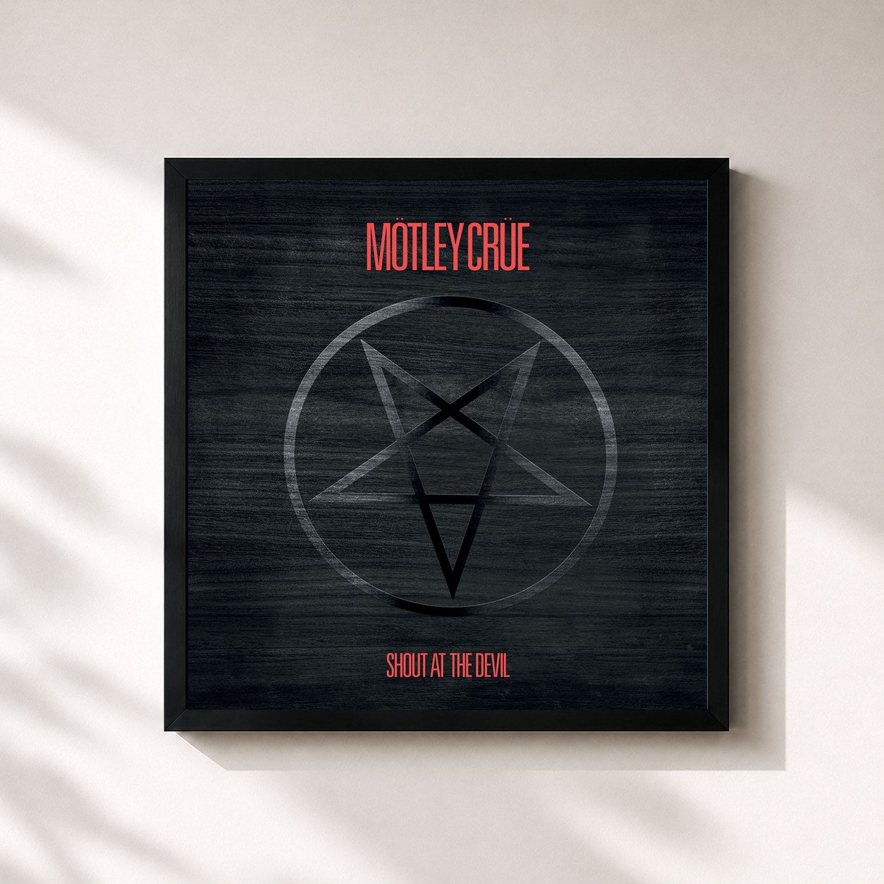 Mötley Crüe · Shout At The Devil (40th Anniversary / Deluxe Version)