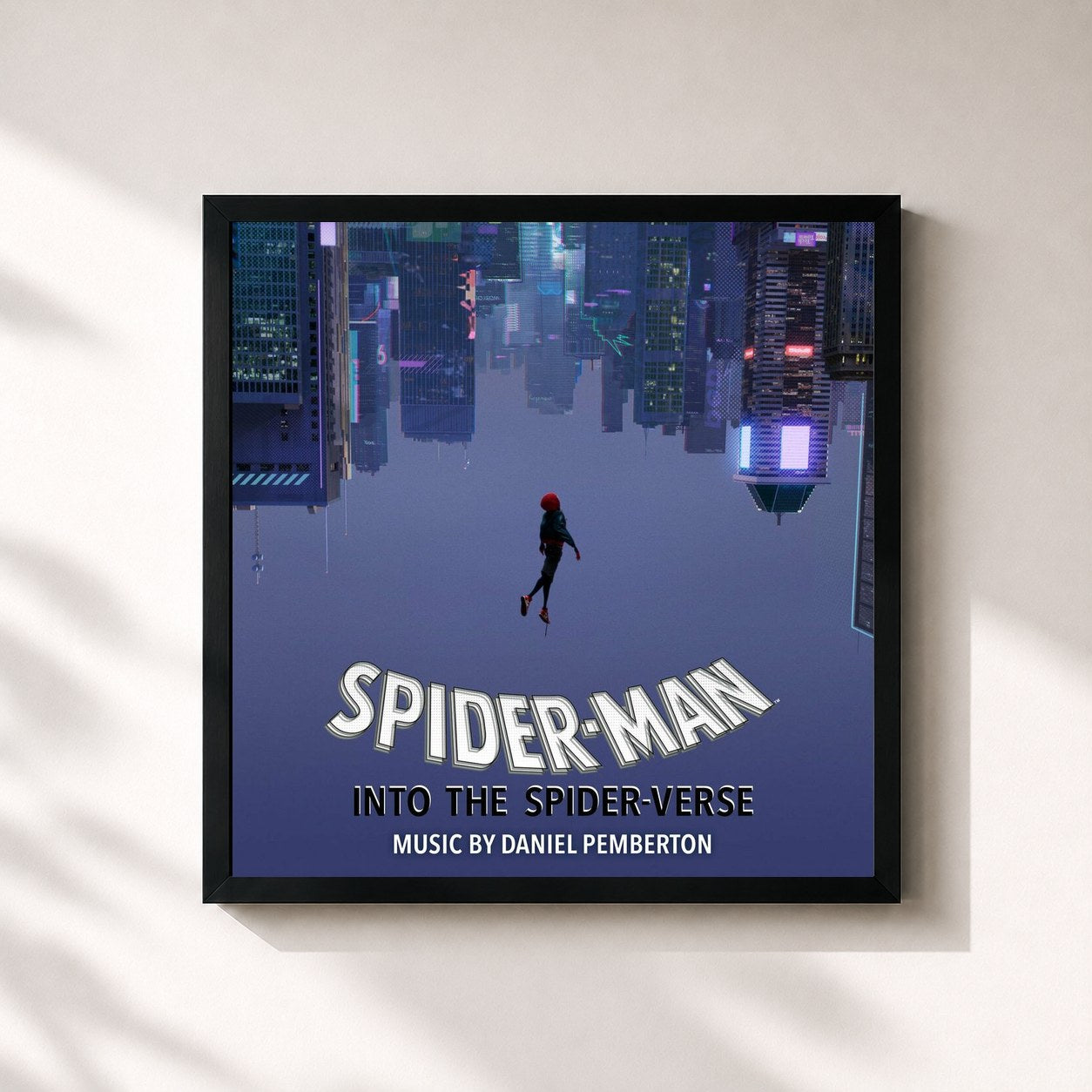 Tableau de l'album Spider-Man: Into the Spider-Verse (Original Score) de Daniel Pemberton, imprimé et encadré en France