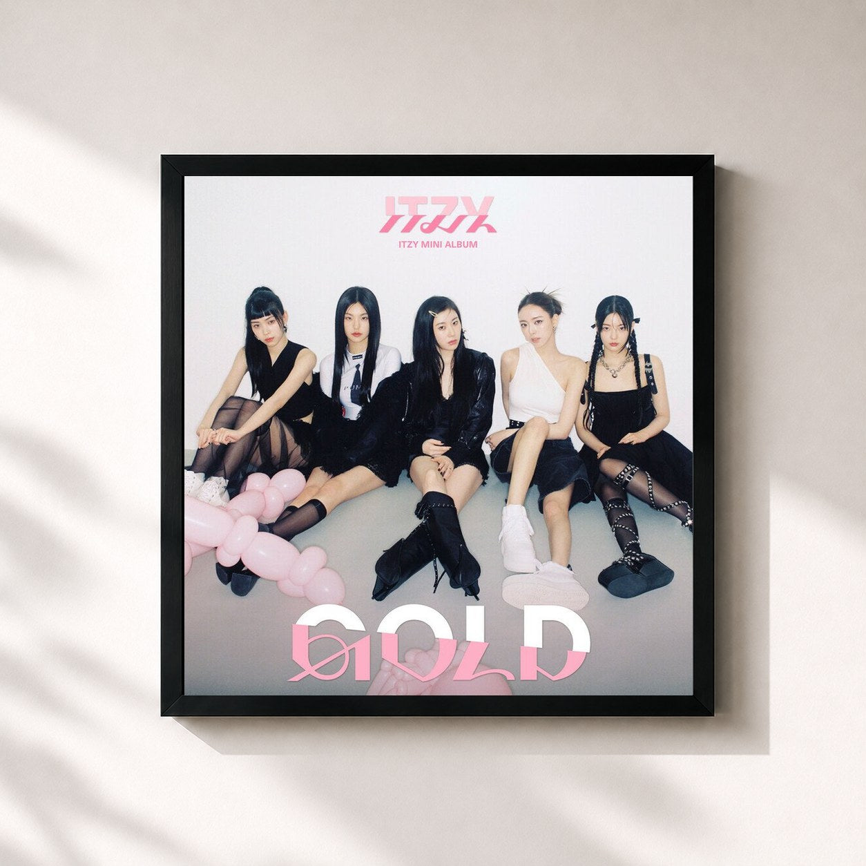 ITZY · GOLD