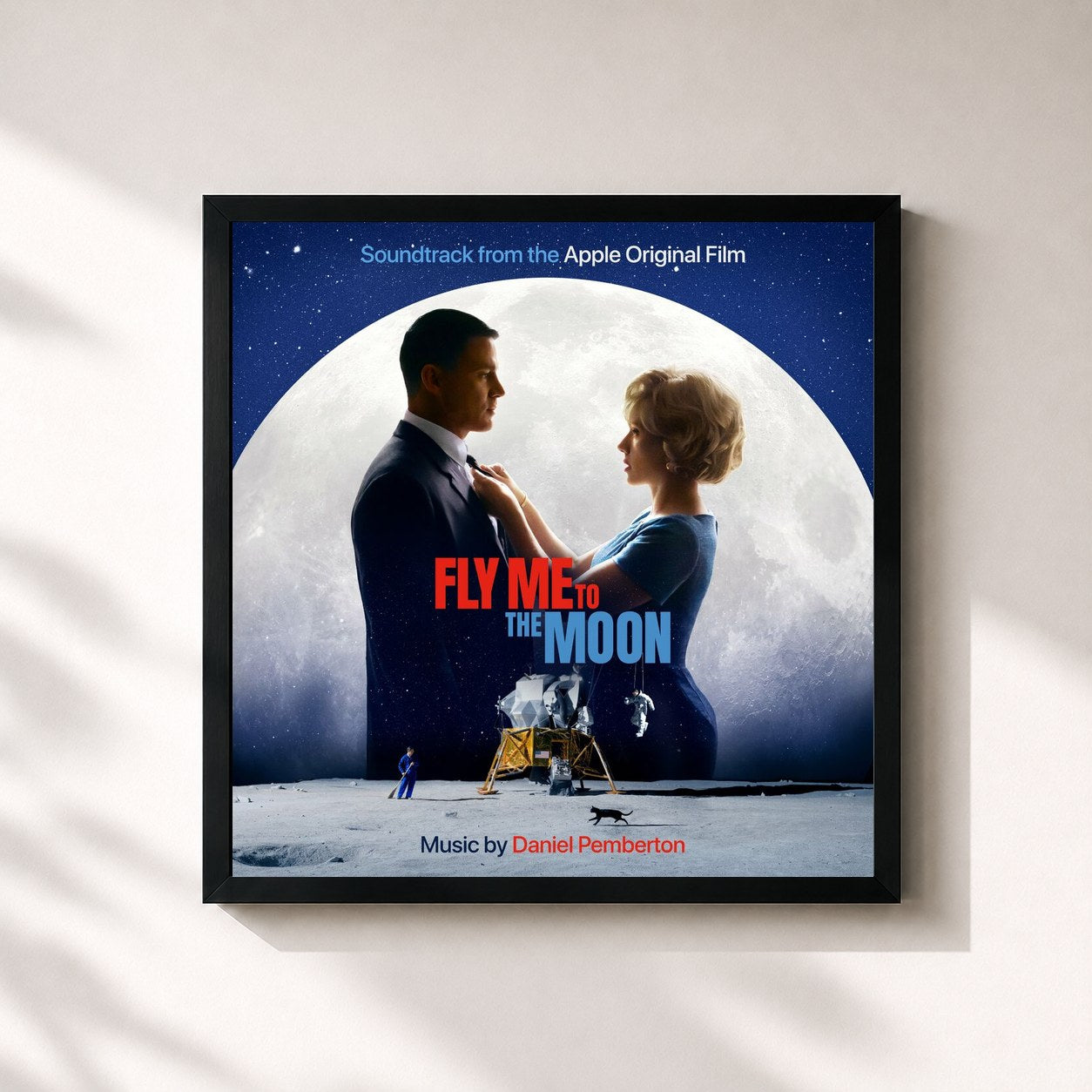 Tableau de l'album Fly Me To The Moon (Apple Original Film Soundtrack) de Daniel Pemberton, imprimé et encadré en France