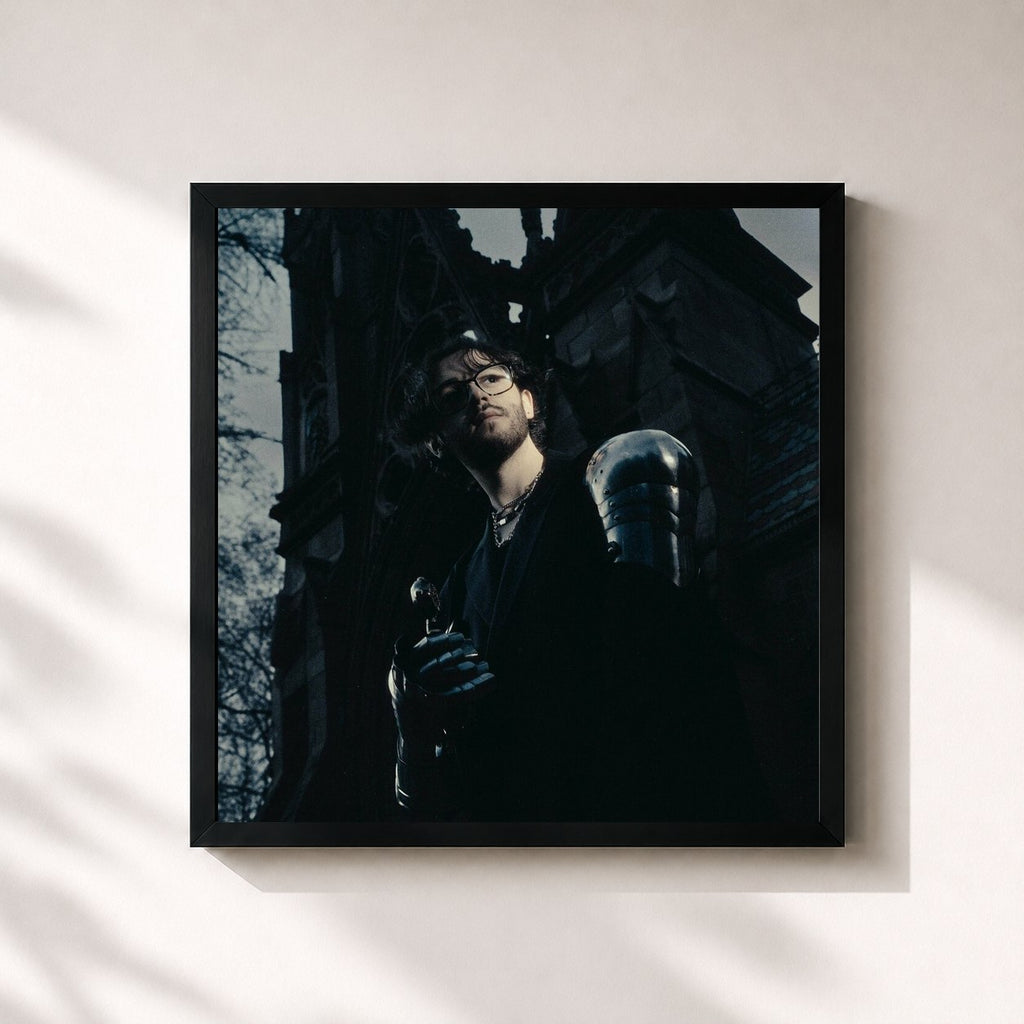 Chris Grey · THE CASTLE NEVER FALLS