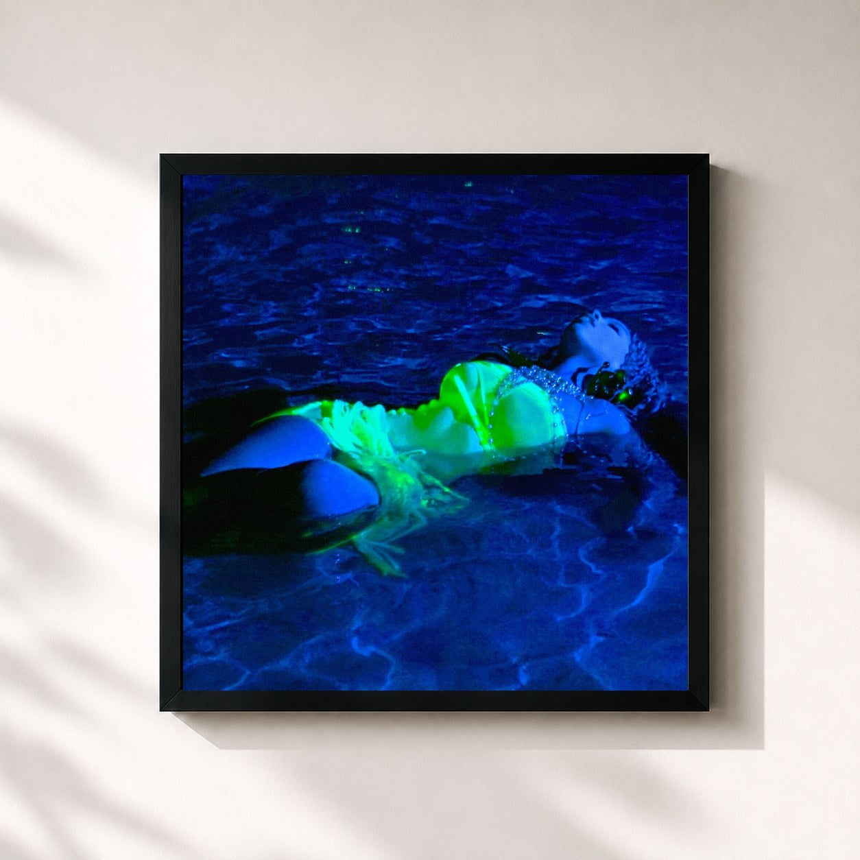 Chloé · Trouble In Paradise