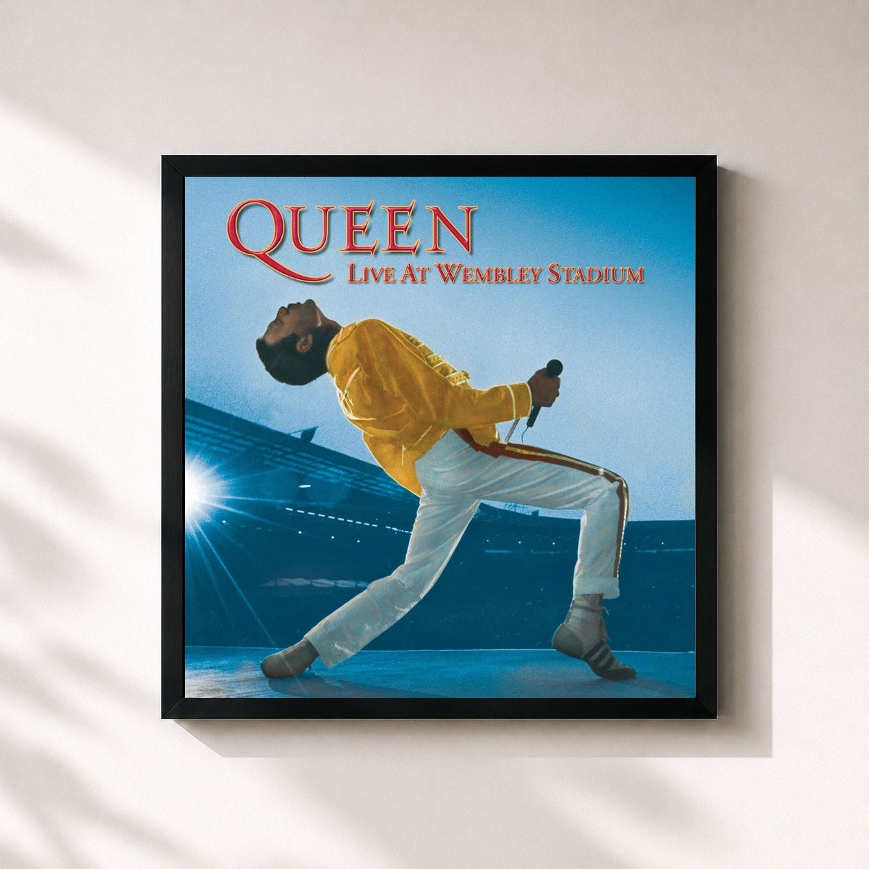 Queen – Live at Wembley Stadium