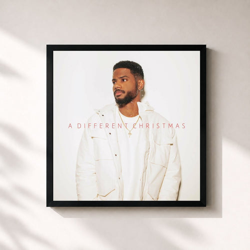 Bryson Tiller · A Different Christmas — Gerahmter Kunstdruck