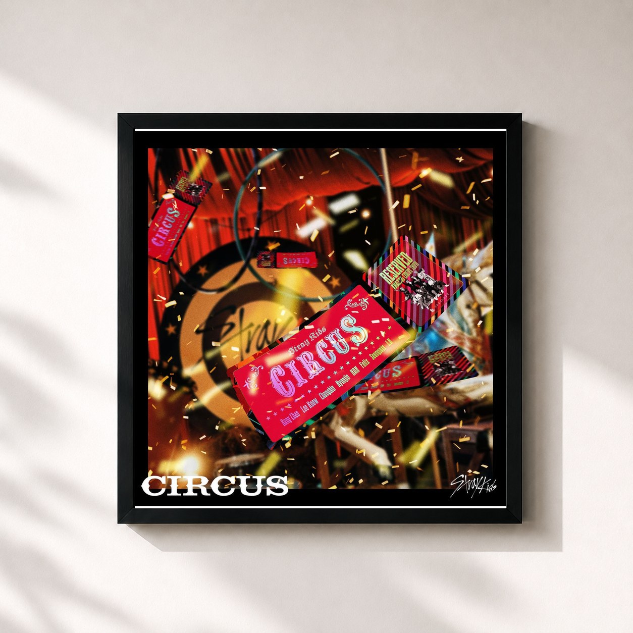 Stray Kids · CIRCUS