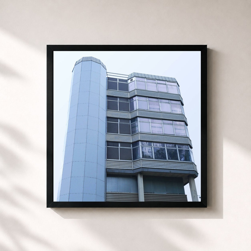Louis La Roche · ANGLIA SQUARE