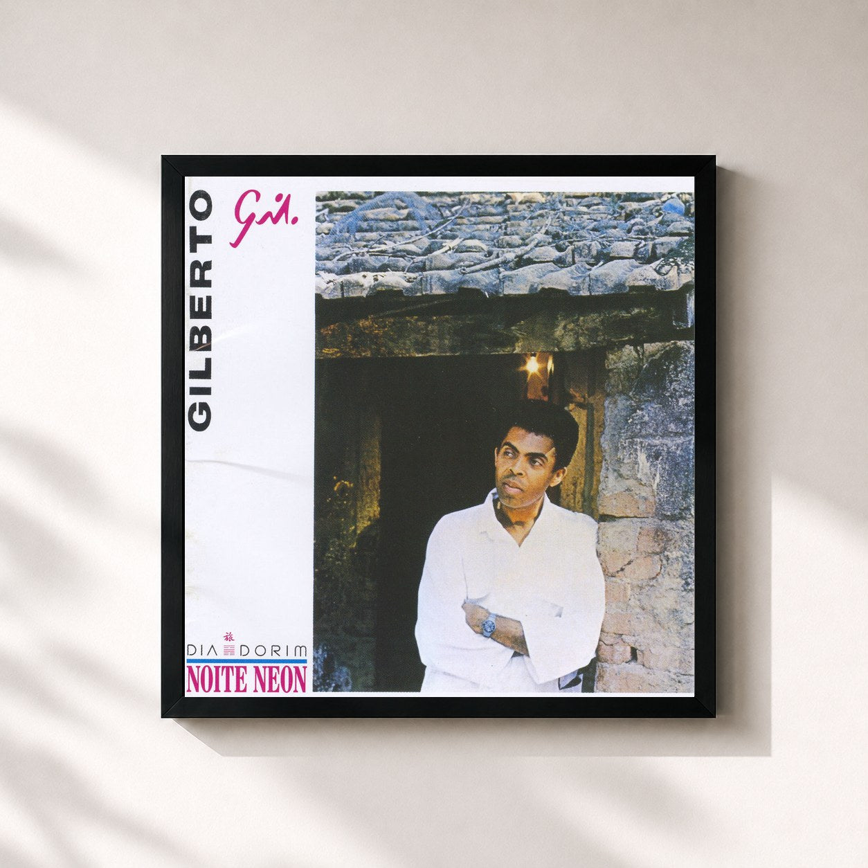 Gilberto Gil · Dia Dorim Noite Neon