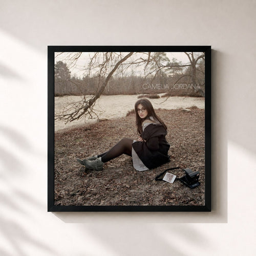 Camélia Jordana · Camelia Jordana — Gerahmter Kunstdruck