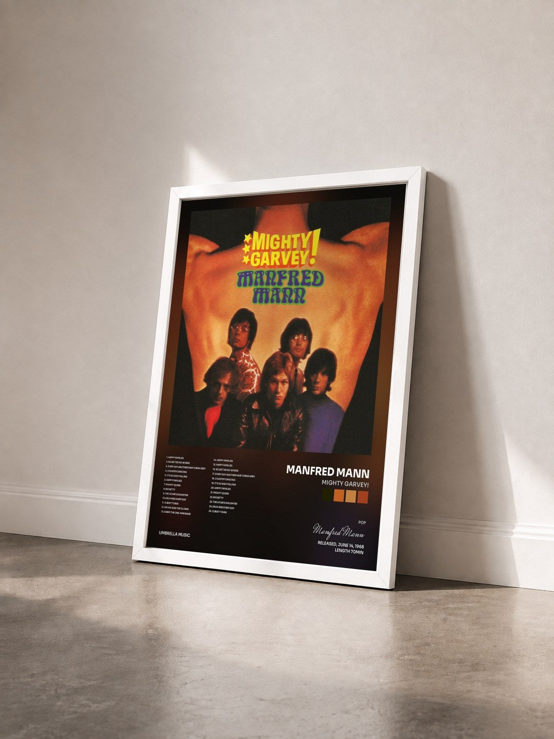 #blanc Tableau de l'album Mighty Garvey! de Manfred Mann vu de trois quarts, cadre blanc
