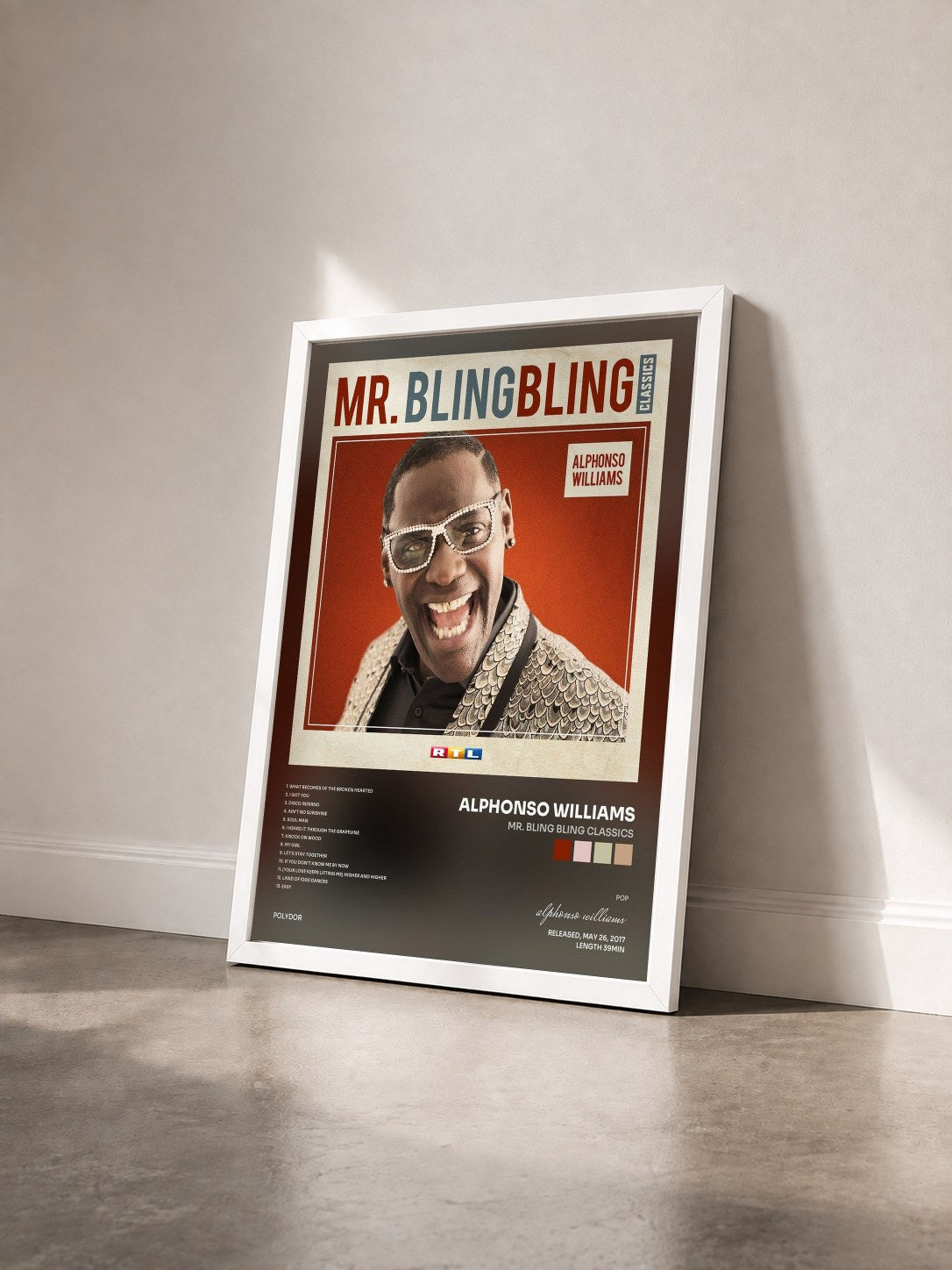 #blanc Tableau de l'album Mr. Bling Bling Classics de alphonso williams vu de trois quarts, cadre blanc