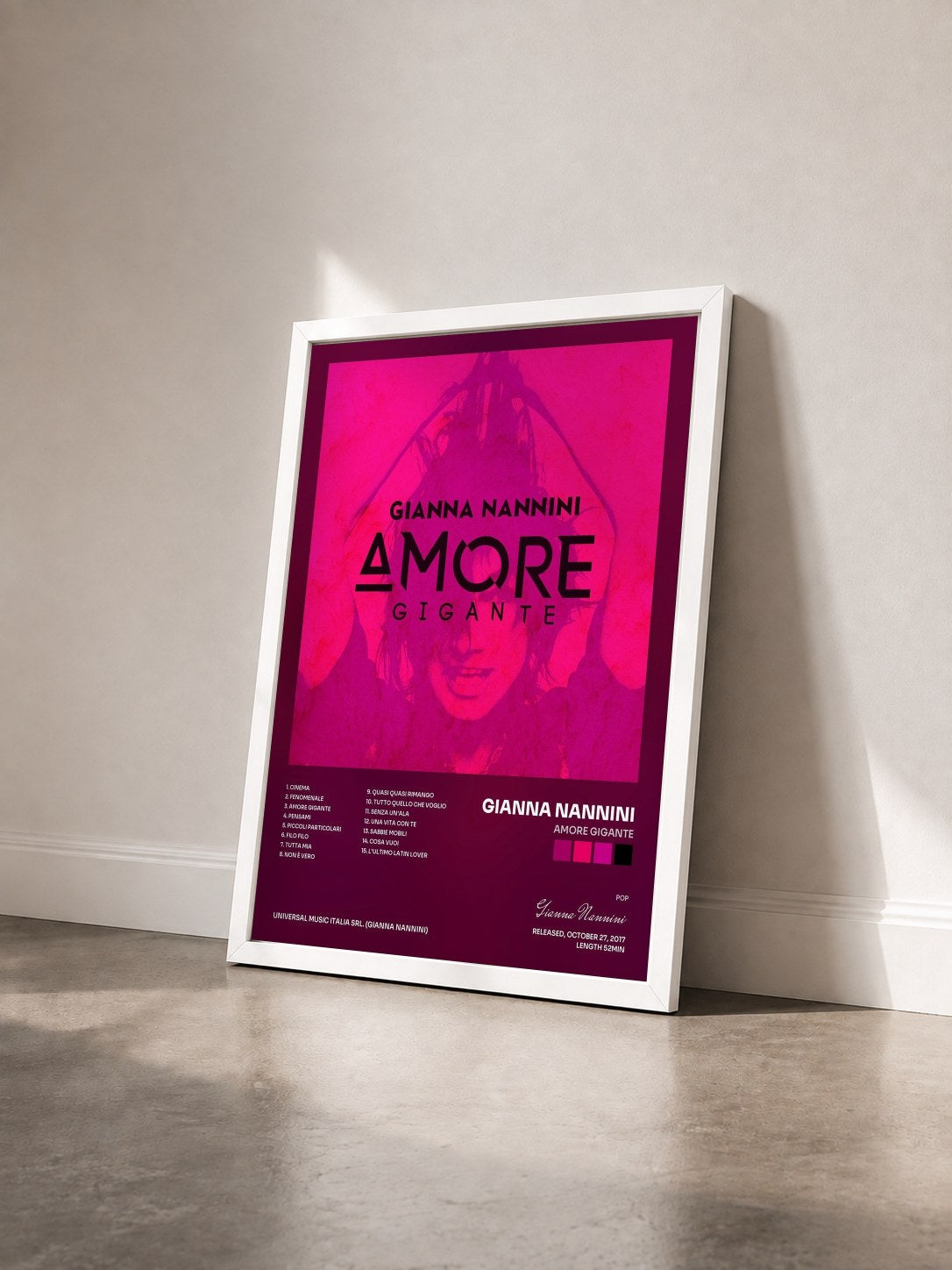 #blanc Tableau de l'album Amore gigante de Gianna Nannini vu de trois quarts, cadre blanc