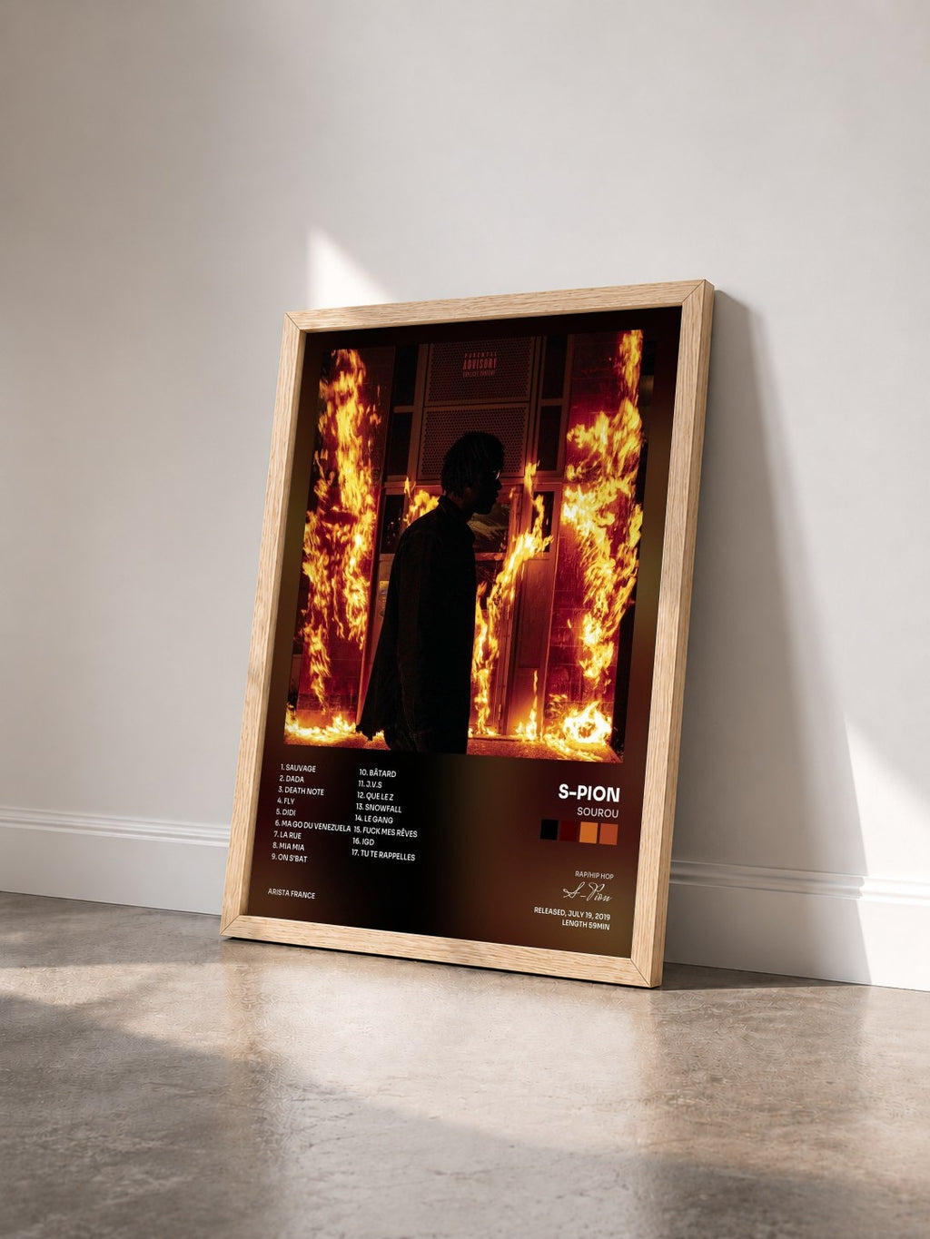 #bois Tableau de l'album Sourou de S-Pion vu de trois quarts, cadre en bois brut