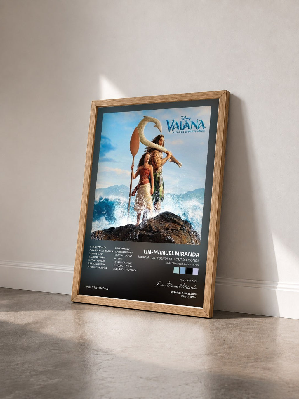 #bois Tableau de l'album Vaiana - La Légende du Bout du Monde (Bande Originale Française du Film) de Lin-Manuel Miranda vu de trois quarts, cadre en bois brut