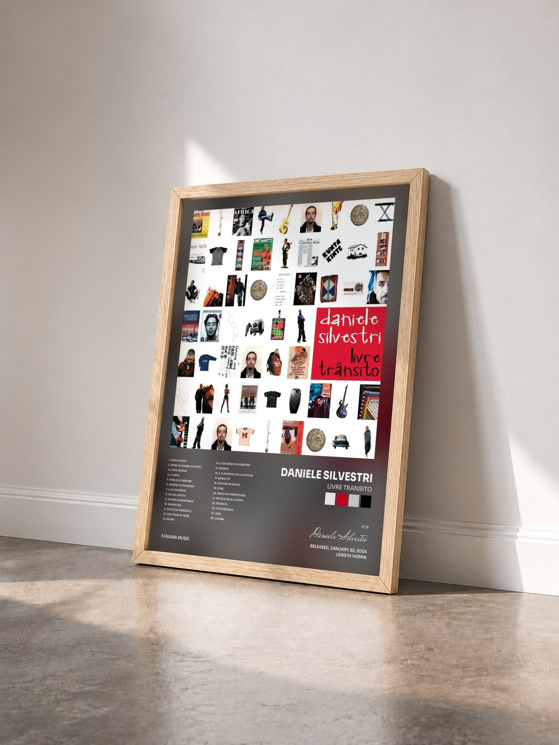 #bois Tableau de l'album Livre Transito de Daniele Silvestri vu de trois quarts, cadre en bois brut