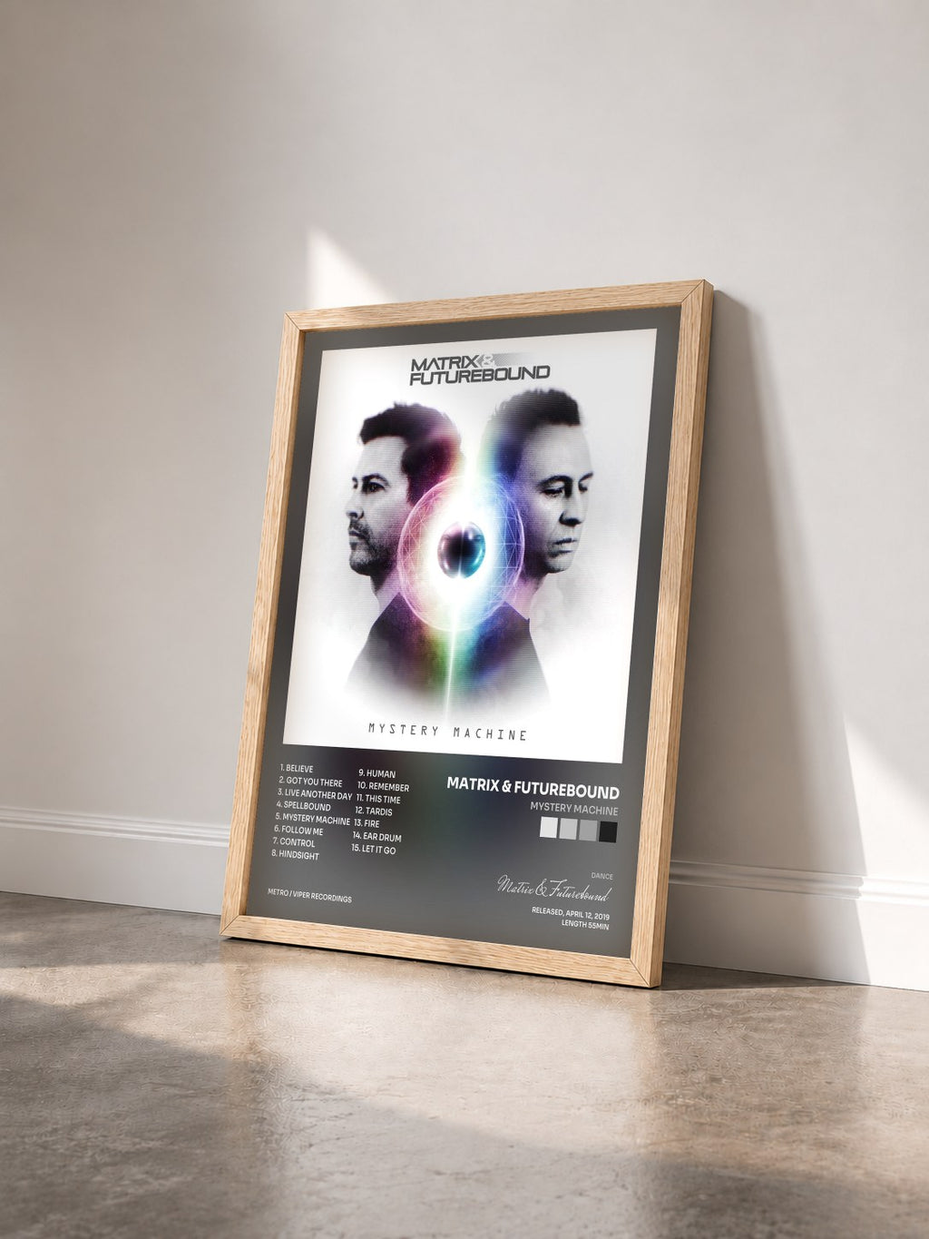 #bois Tableau de l'album Mystery Machine de Matrix & Futurebound vu de trois quarts, cadre en bois brut