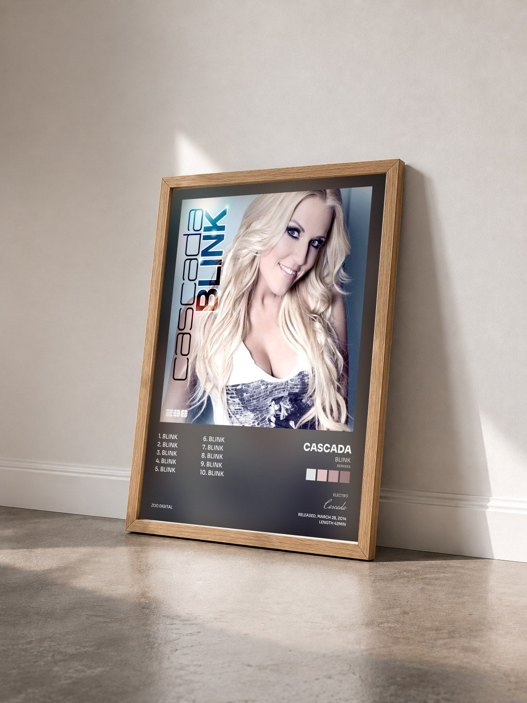 #bois Tableau de l'album Blink (Remixes) de Cascada vu de trois quarts, cadre en bois brut
