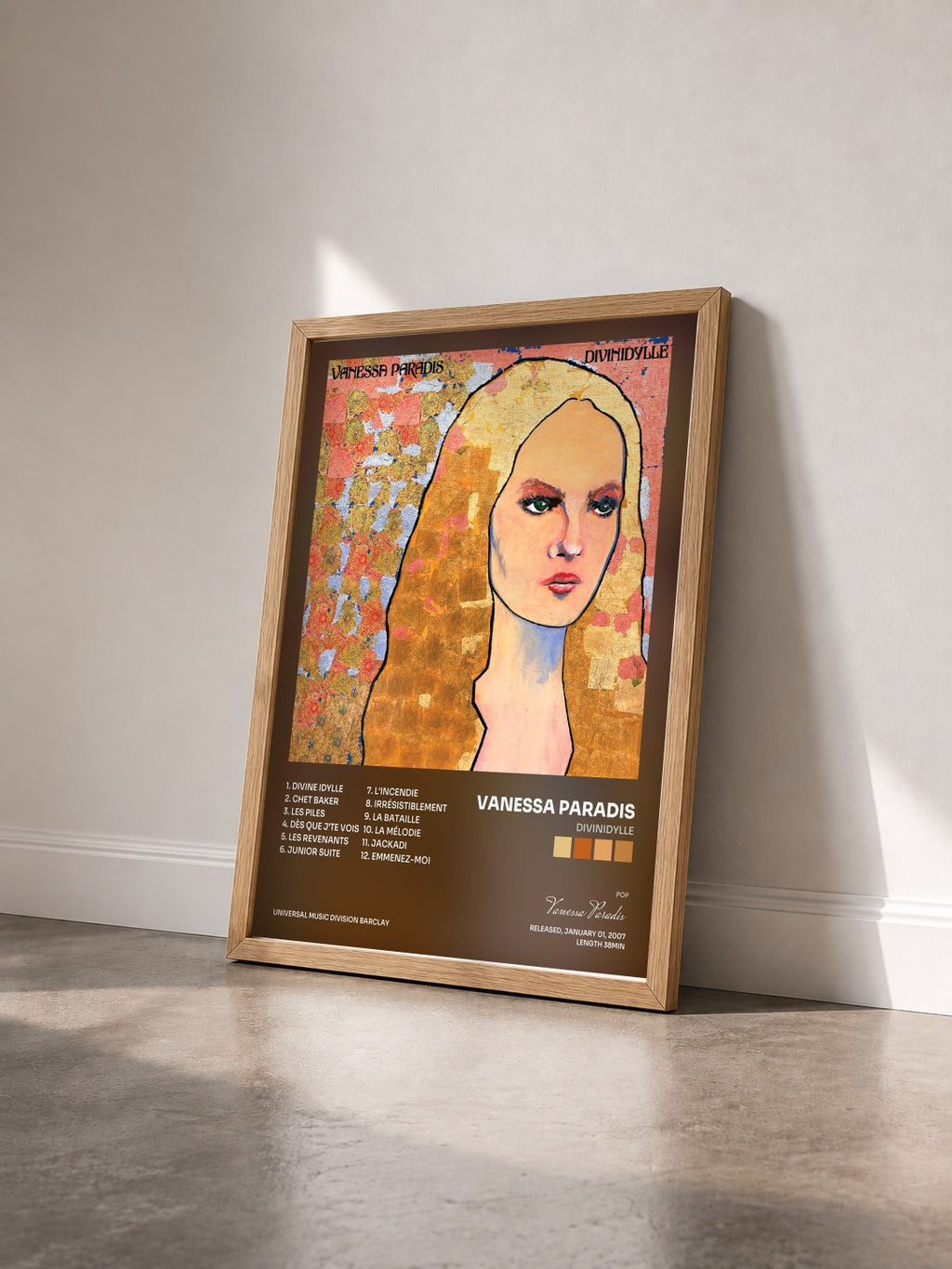 #bois Tableau de l'album Divinidylle de Vanessa Paradis vu de trois quarts, cadre en bois brut