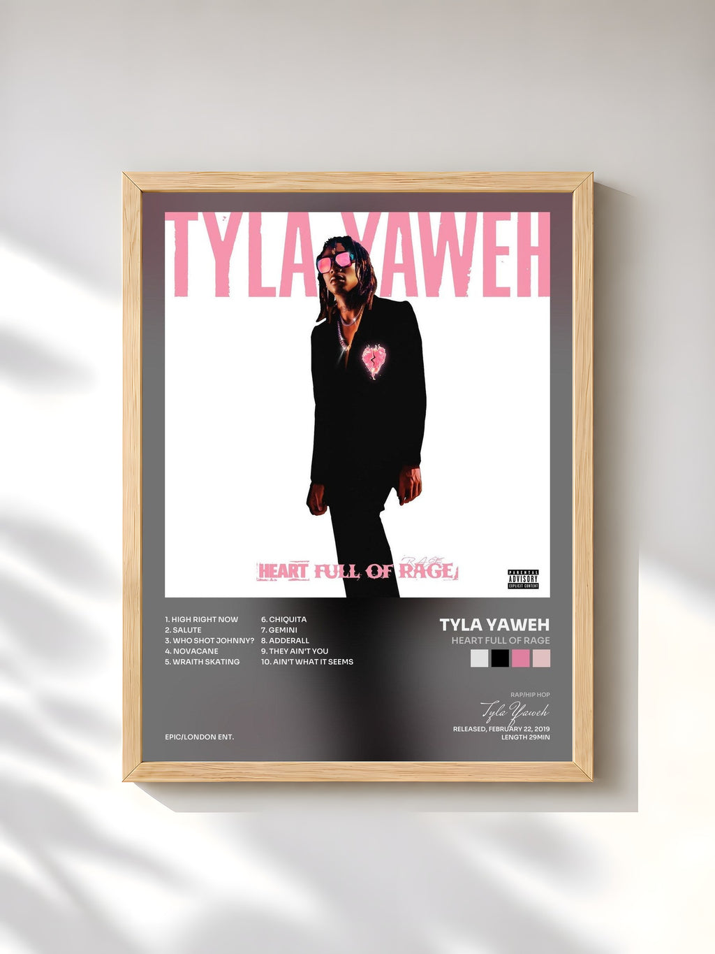 #bois Tableau de l'album Heart Full of Rage de Tyla Yaweh, cadre en bois brut, imprimé et encadré en France