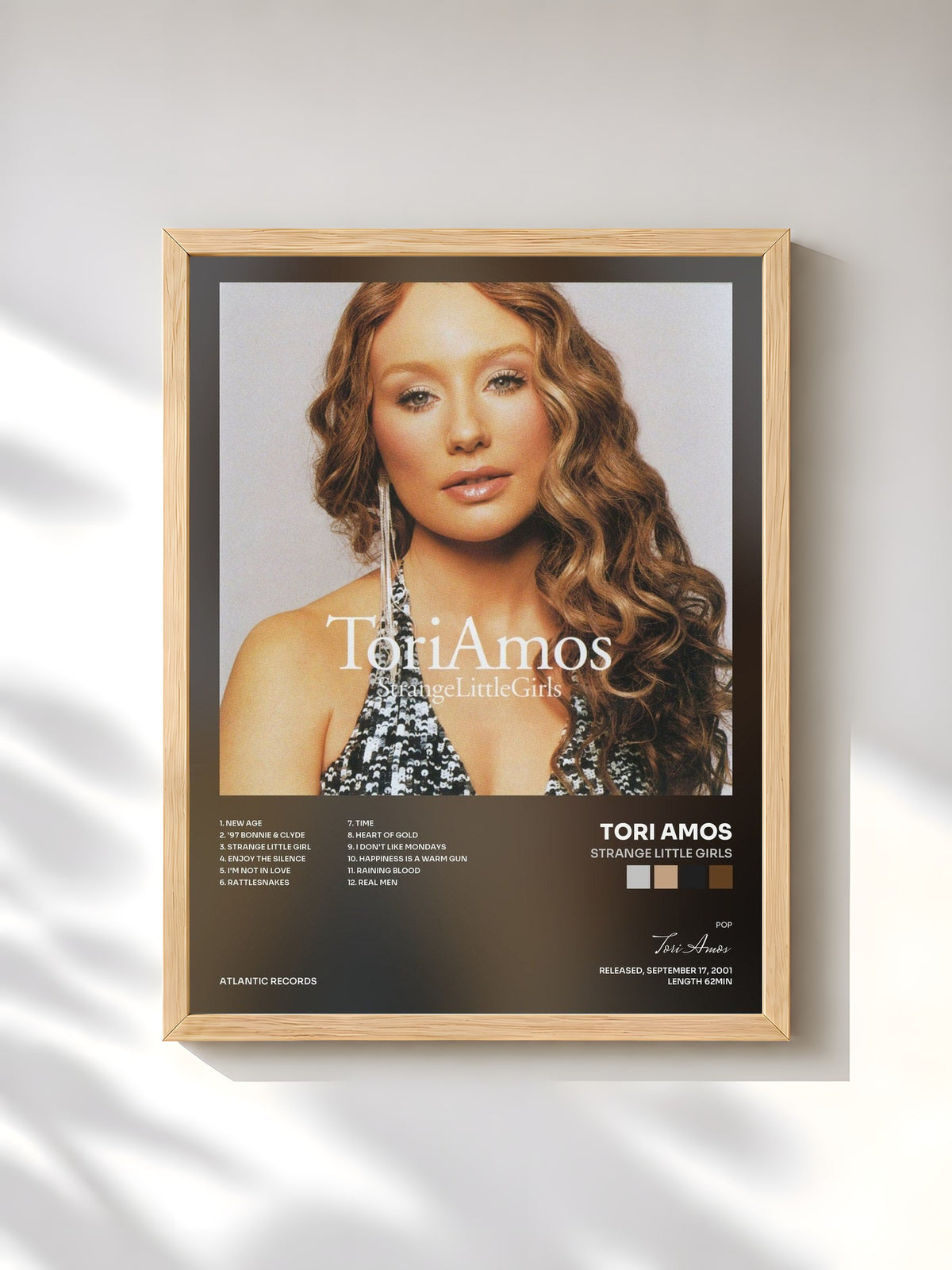 #bois Tableau de l'album Strange Little Girls de Tori Amos, cadre en bois brut, imprimé et encadré en France