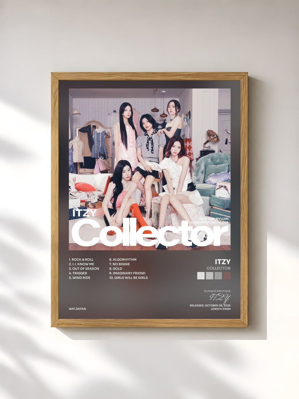 #bois Tableau de l'album Collector de ITZY, cadre en bois brut, imprimé et encadré en France